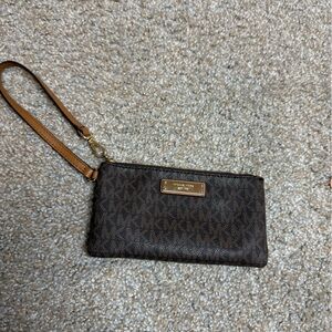 Michael Kors wristlet